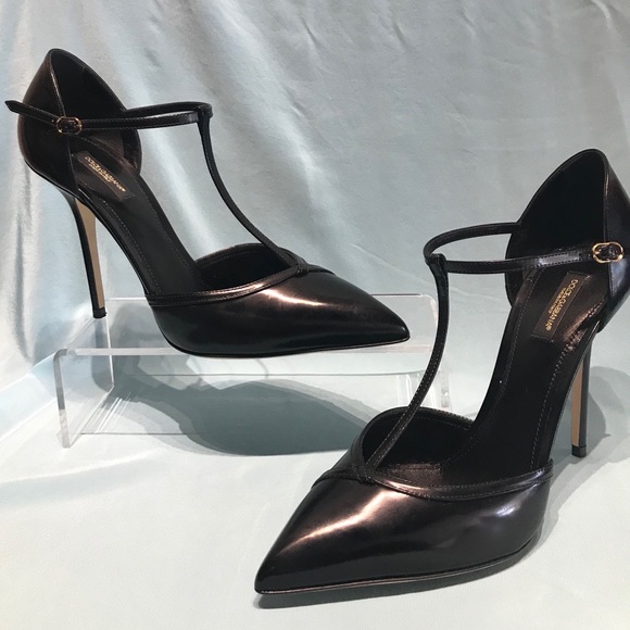 Dolce & Gabbana polished black t-strap hi heel - Picture 1 of 4
